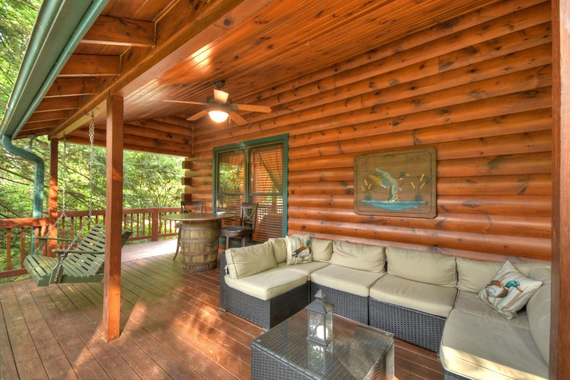 K6 Lodge Gather Around The Firepit Soak In The Hot Tub And Splash In The Creek Blue Ridge Exteriér fotografie