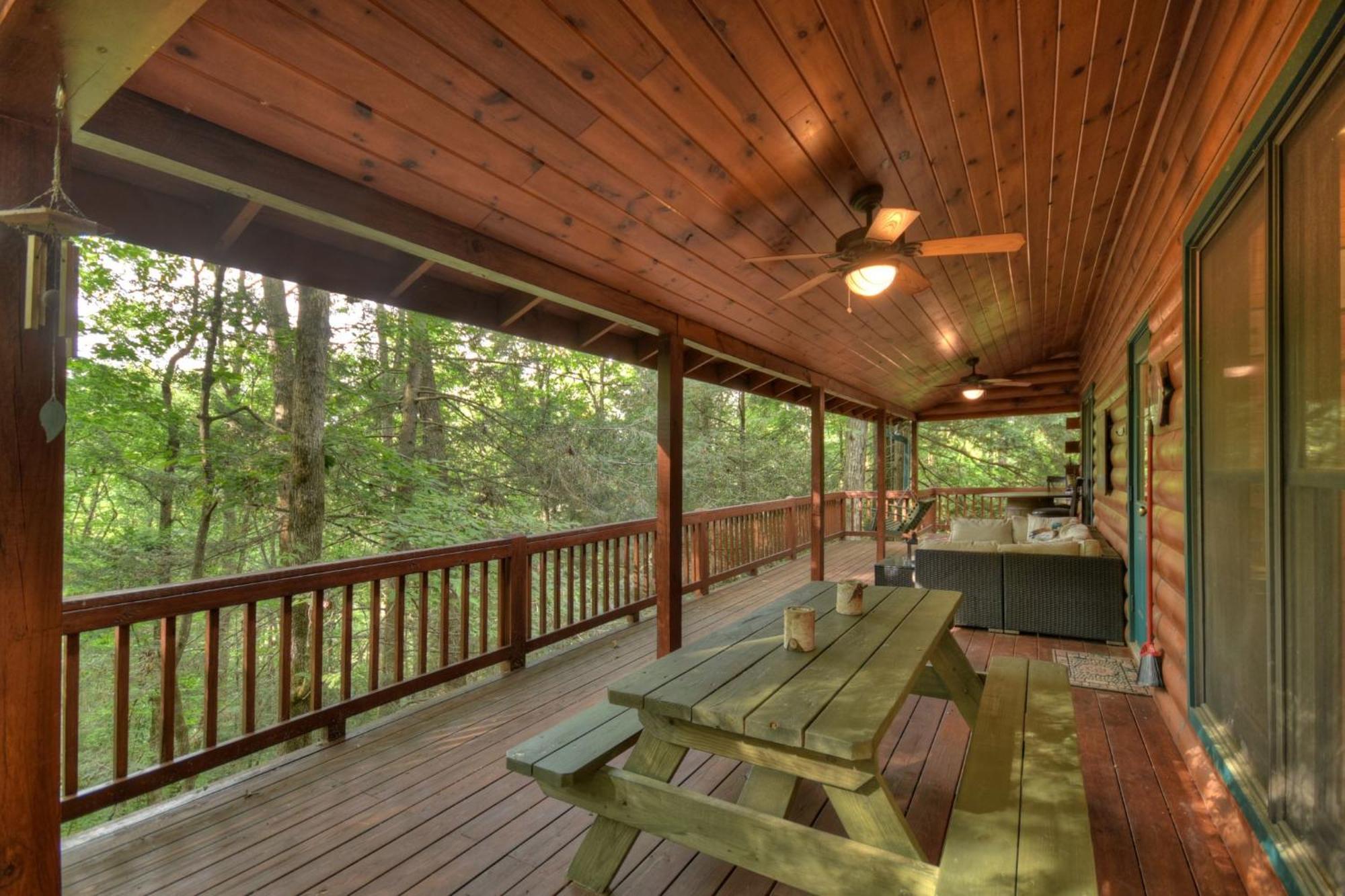 K6 Lodge Gather Around The Firepit Soak In The Hot Tub And Splash In The Creek Blue Ridge Exteriér fotografie