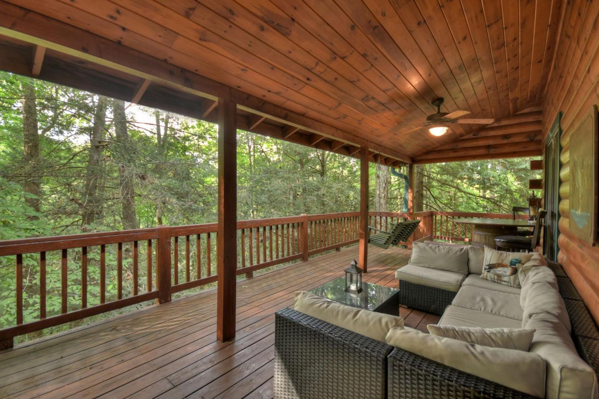 K6 Lodge Gather Around The Firepit Soak In The Hot Tub And Splash In The Creek Blue Ridge Exteriér fotografie