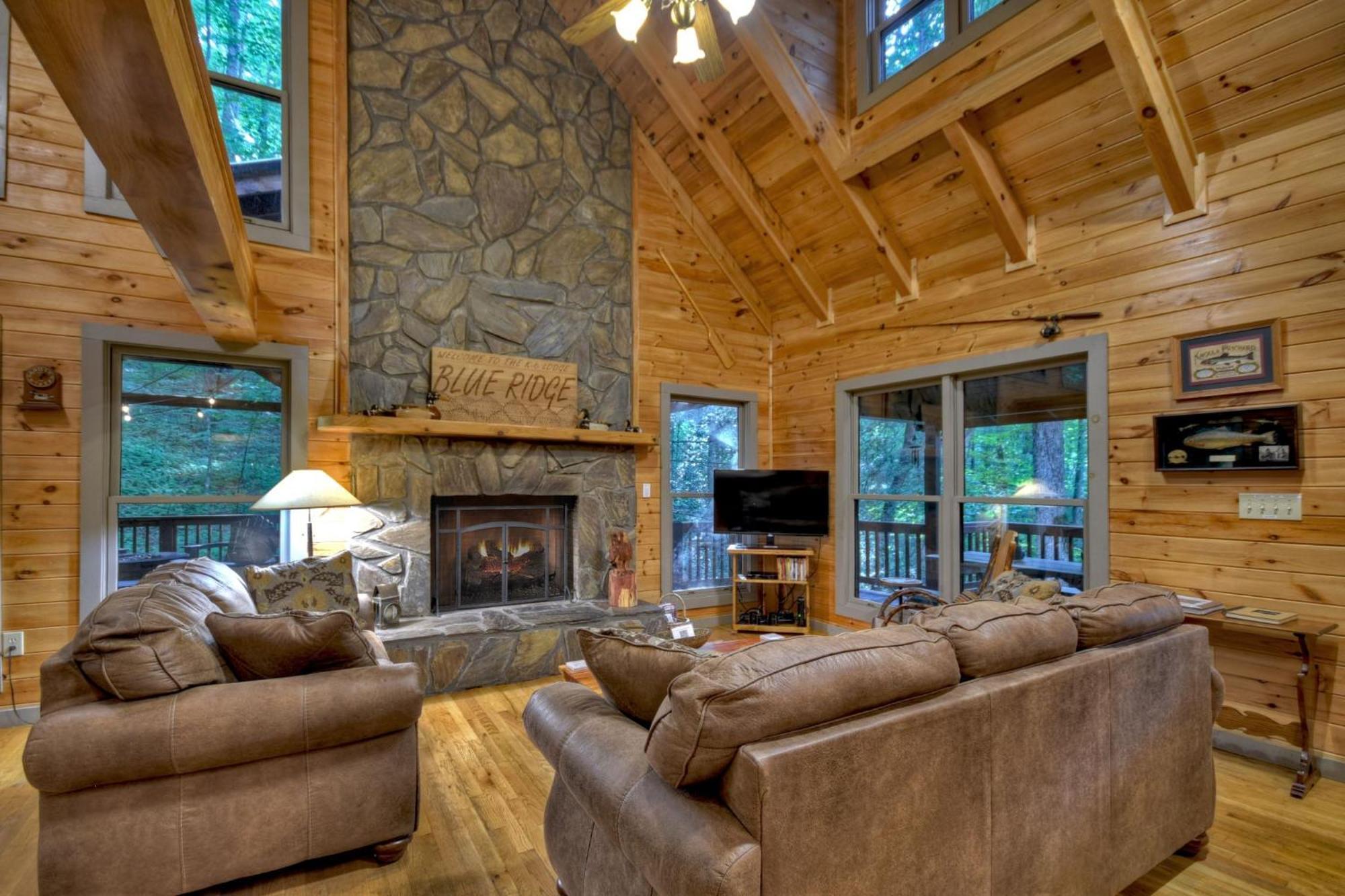 K6 Lodge Gather Around The Firepit Soak In The Hot Tub And Splash In The Creek Blue Ridge Exteriér fotografie