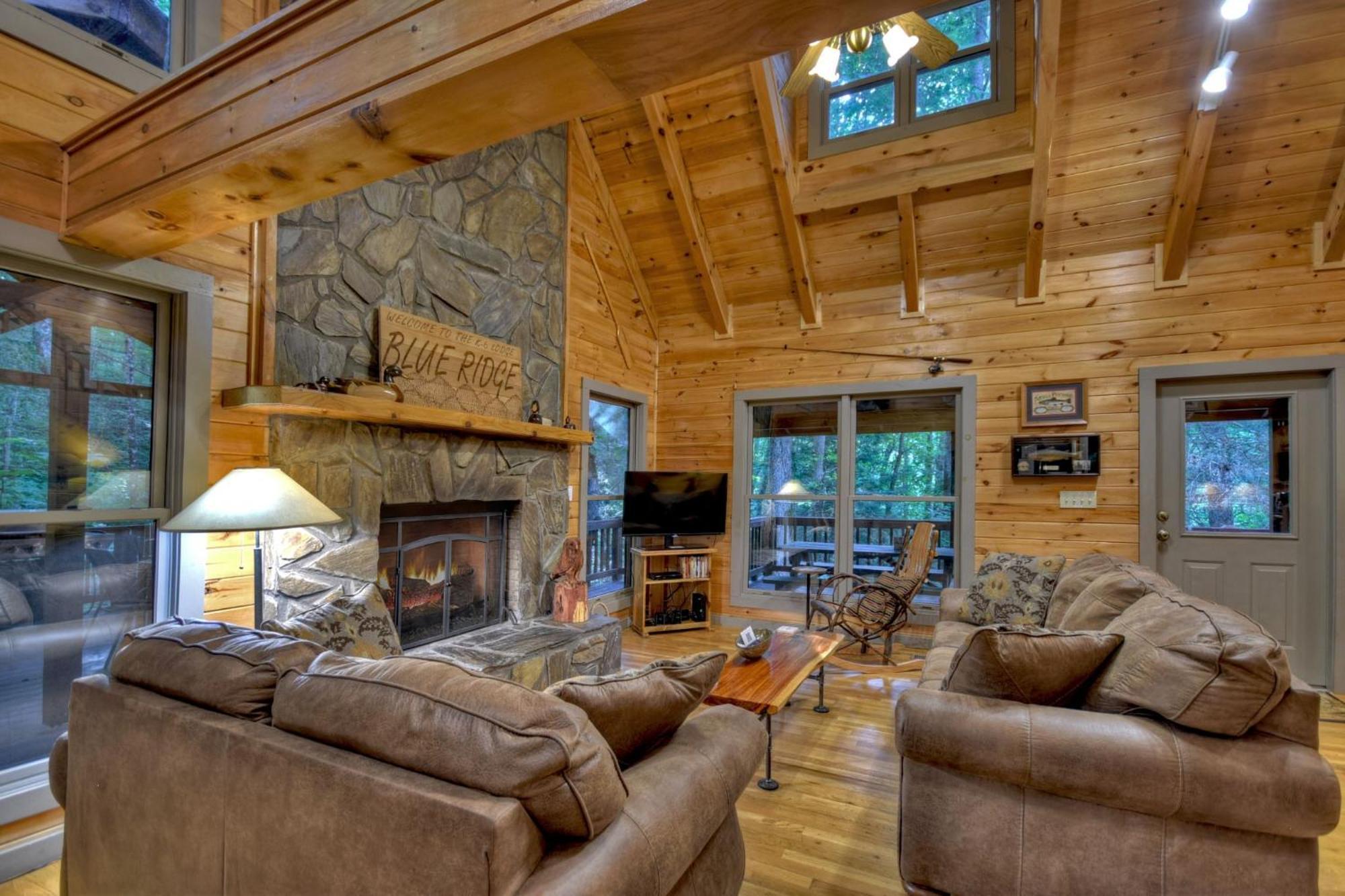 K6 Lodge Gather Around The Firepit Soak In The Hot Tub And Splash In The Creek Blue Ridge Exteriér fotografie